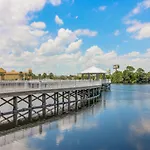 Laketown Wharf 1314